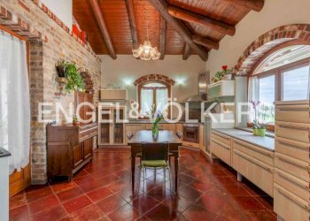 Salone - Villa via Beppe Fenoglio, Mango - foto 3