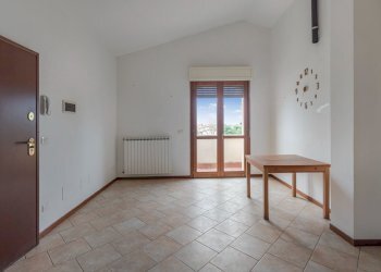 Trilocale Massa Lombarda - foto 8