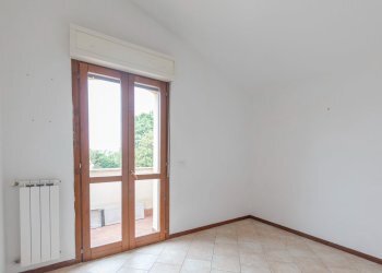 Trilocale Massa Lombarda - foto 9