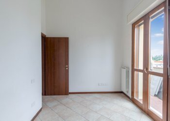 Trilocale Massa Lombarda - foto 13