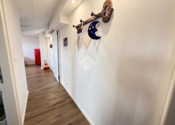 Two-room apartment Via Dei Conradi, Albisola Superiore - photo 17