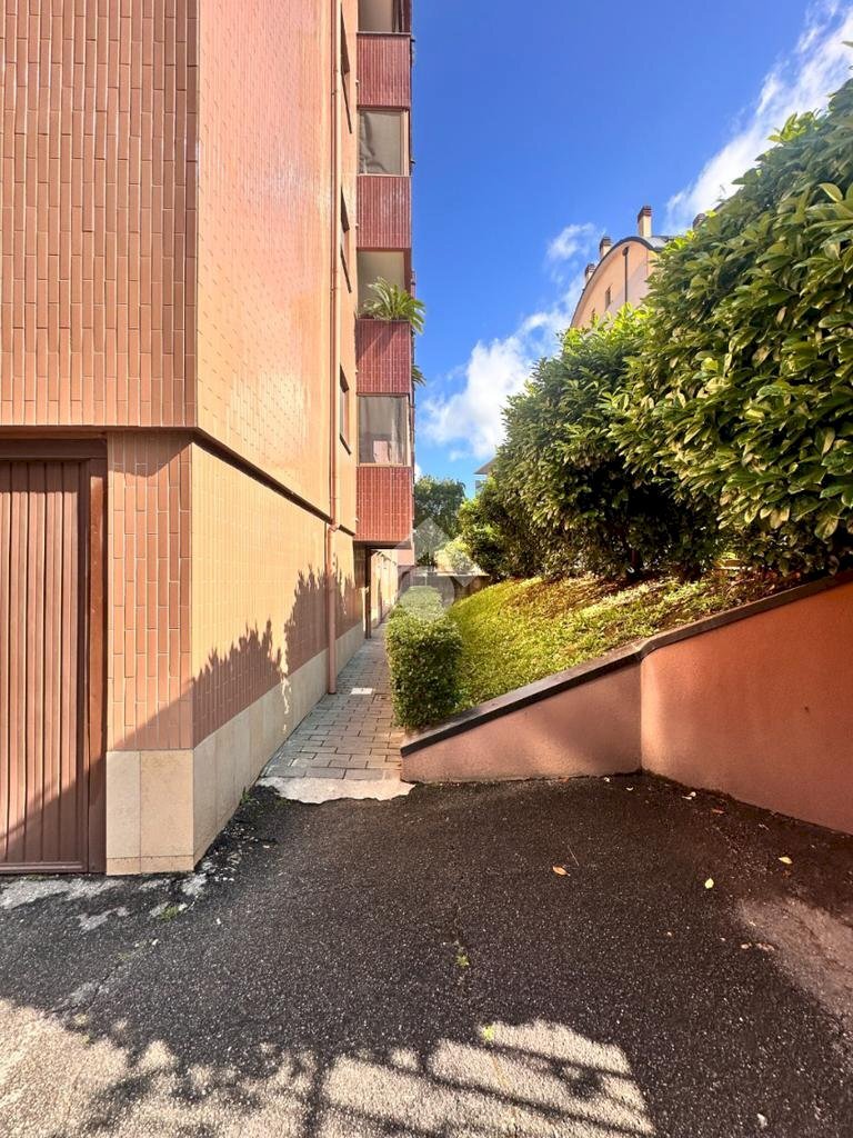 Three-room apartment Via Aldo Carpi, Milano (neighborhood Trenno) - photo 2