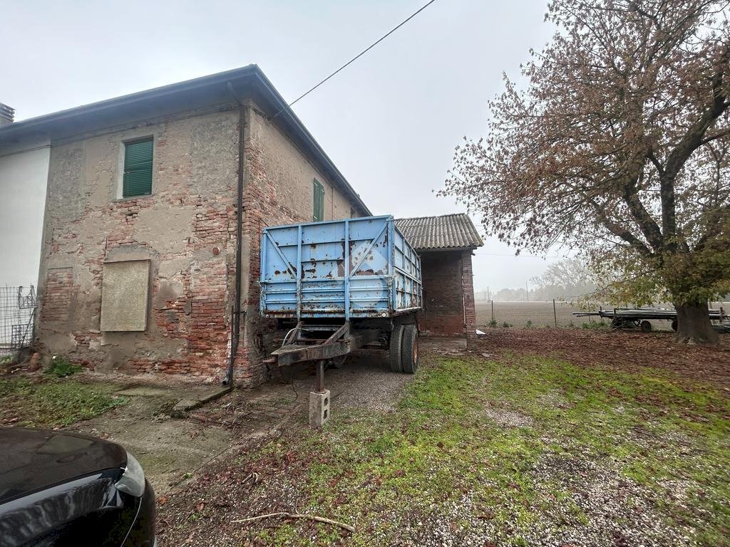 Rustic Via Bova, Ferrara (neighborhood Marrara) - photo 2