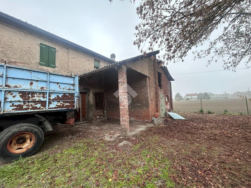 Rustic Via Bova, Ferrara (neighborhood Marrara) - photo 3