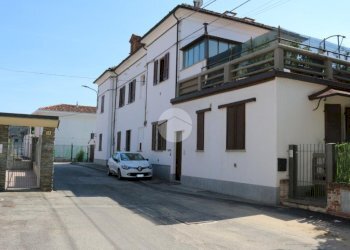 Three-room apartment Via Agostino Botta, Savigliano - photo 1