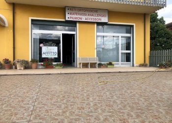 Foto 2 - Locale Commerciale pianopantano, Mirabella Eclano - foto 2