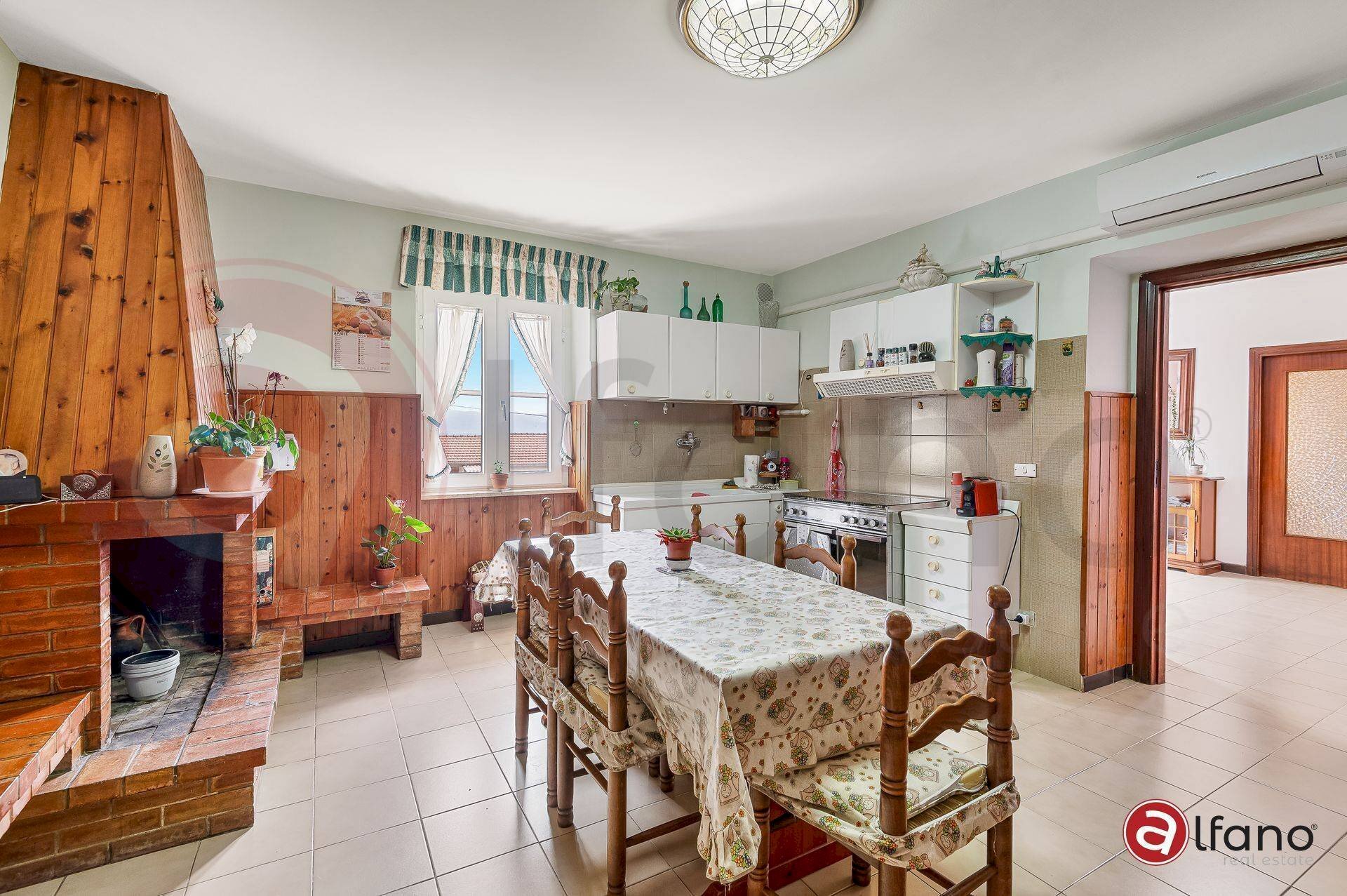 Foto 2 - Casa indipendente Via Zingarelli
 
11, Colfelice - foto 2