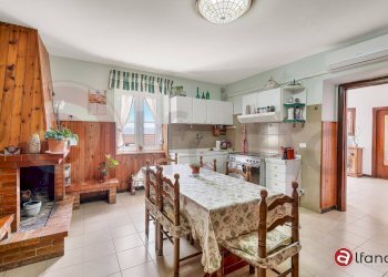 Foto 2 - Casa indipendente Via Zingarelli
 
11, Colfelice - foto 2