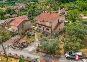 Foto 3 - Casa indipendente Via Zingarelli
 
11, Colfelice - foto 3