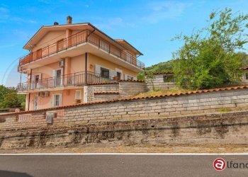 Foto 6 - Casa indipendente Via Zingarelli
 
11, Colfelice - foto 6