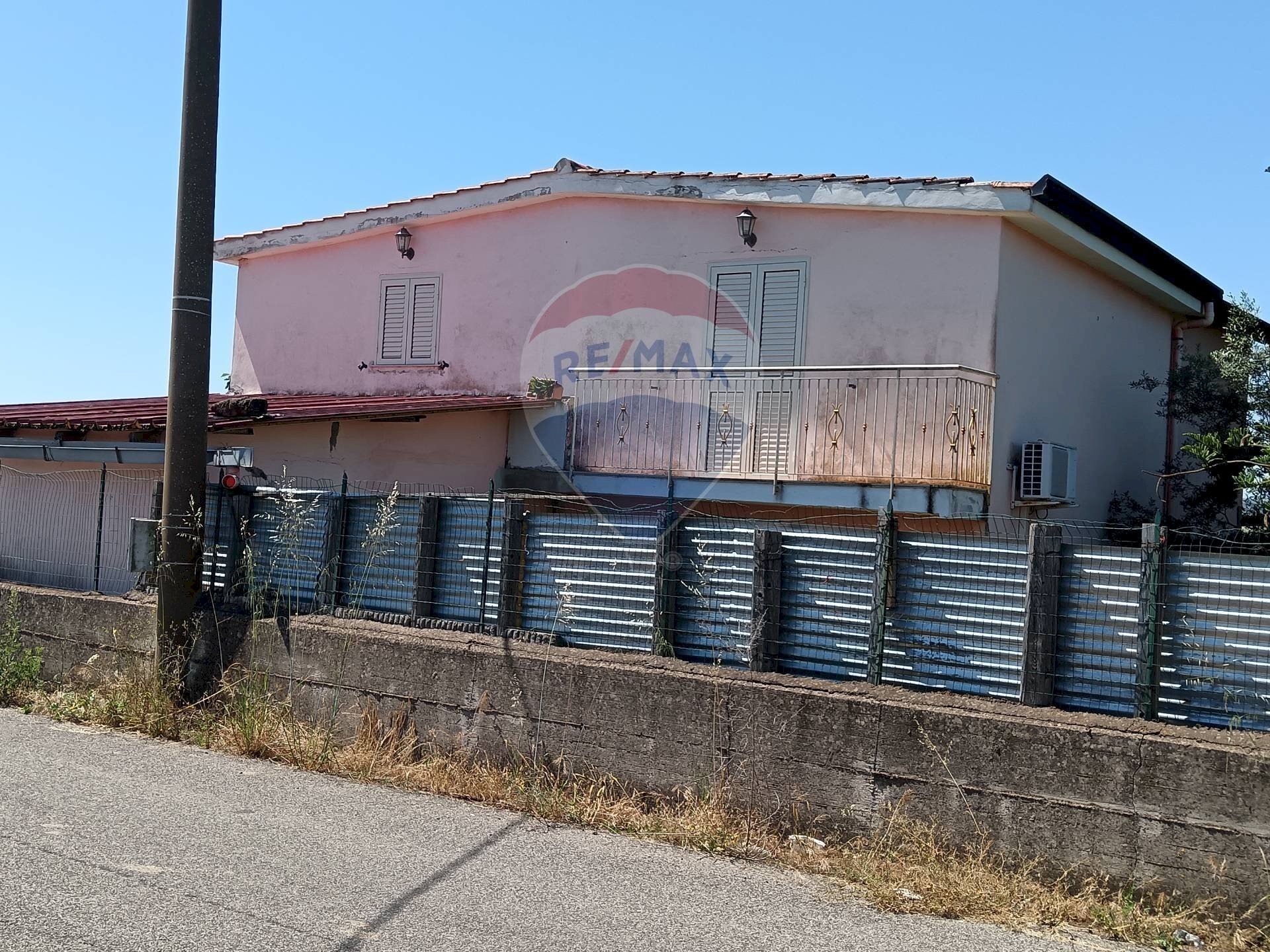 Casa all\'aperto - Villa contrada petraro
 
16, Scordia - foto 2