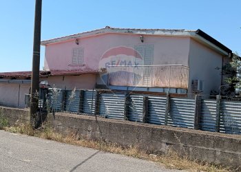 Casa all\'aperto - Villa contrada petraro
 
16, Scordia - foto 2