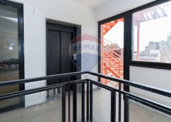 Scale - Ufficio VIA GIUSEPPE GARIBALDI
 
97, Lentini - foto 8