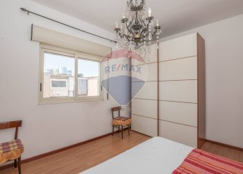 Camera / camera da letto - Trilocale via volturno
 
4, Caltagirone - foto 13