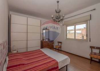 Camera / camera da letto - Trilocale via volturno
 
4, Caltagirone - foto 14