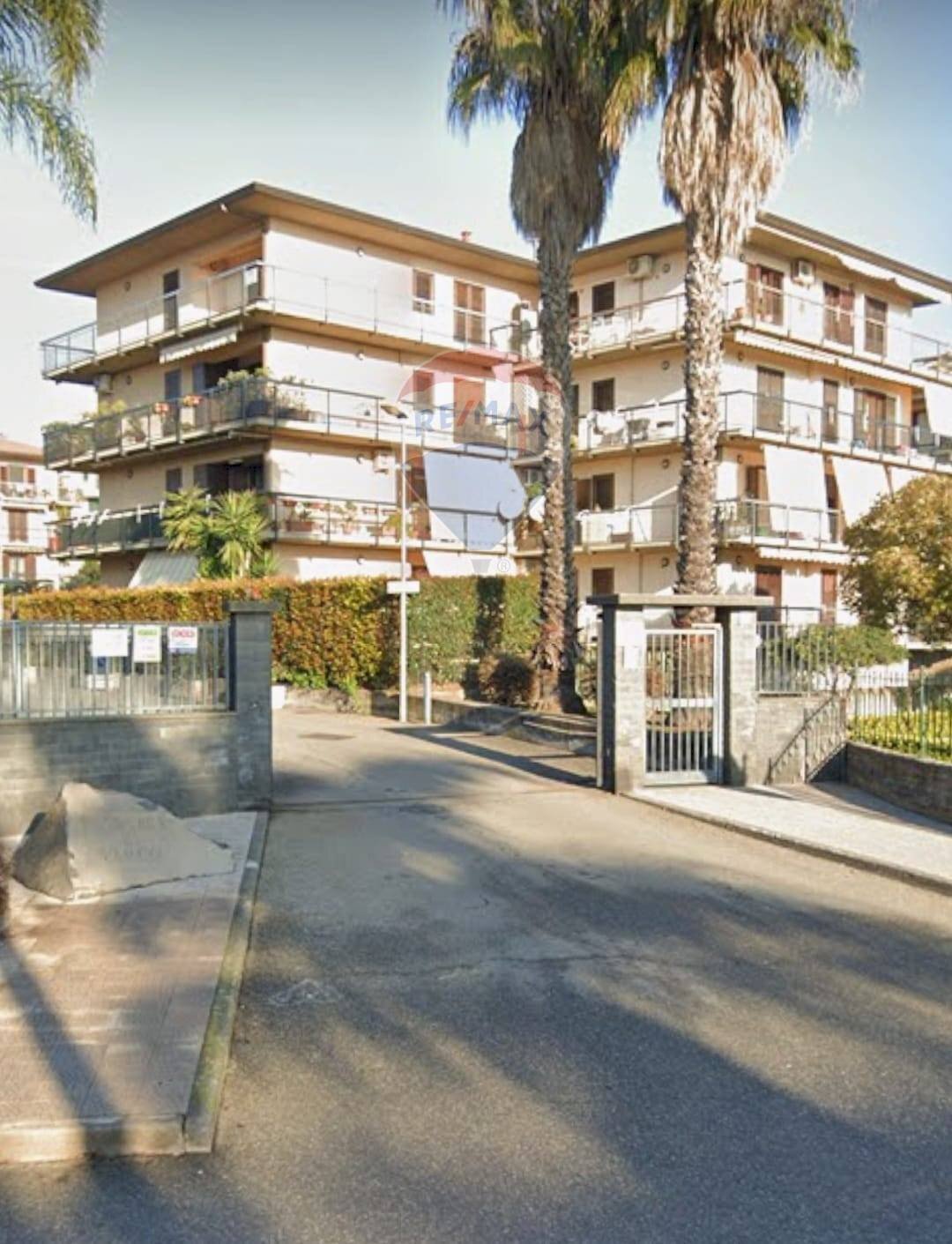 Edificio all\'aperto - Box Via Giuseppe Leonardi
 
11, Aci Catena - foto 1