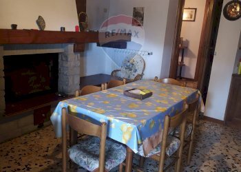 Sala da pranzo - Casa semi indipendente Via di Cameronci
 
11, Montemignaio - foto 3