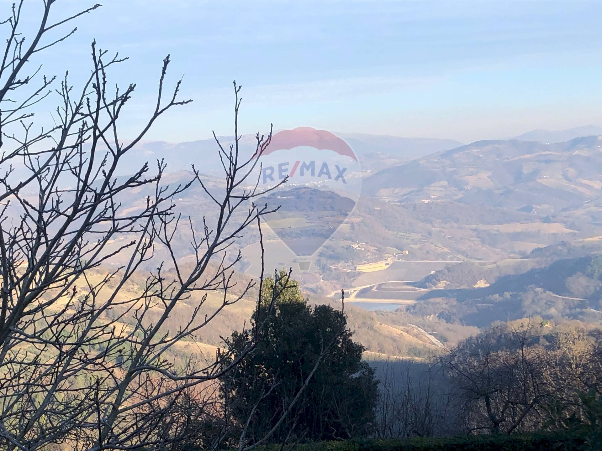 Vista delle montagne - Agricultural land Vocabolo Vallata Fratticiola Selvatica, Valfabbrica - photo 3