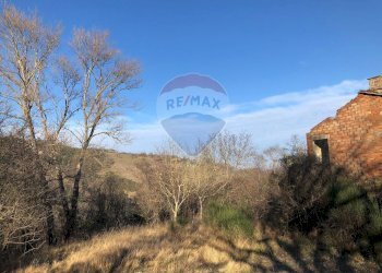 Vista delle montagne - Terreno agricolo Vocabolo Vallata Fratticiola Selvatica, Valfabbrica - foto 11