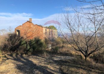 Casa all\'aperto - Terreno agricolo Vocabolo Vallata Fratticiola Selvatica, Valfabbrica - foto 14