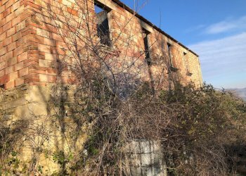 Edificio all\'aperto - Terreno agricolo Vocabolo Vallata Fratticiola Selvatica, Valfabbrica - foto 6