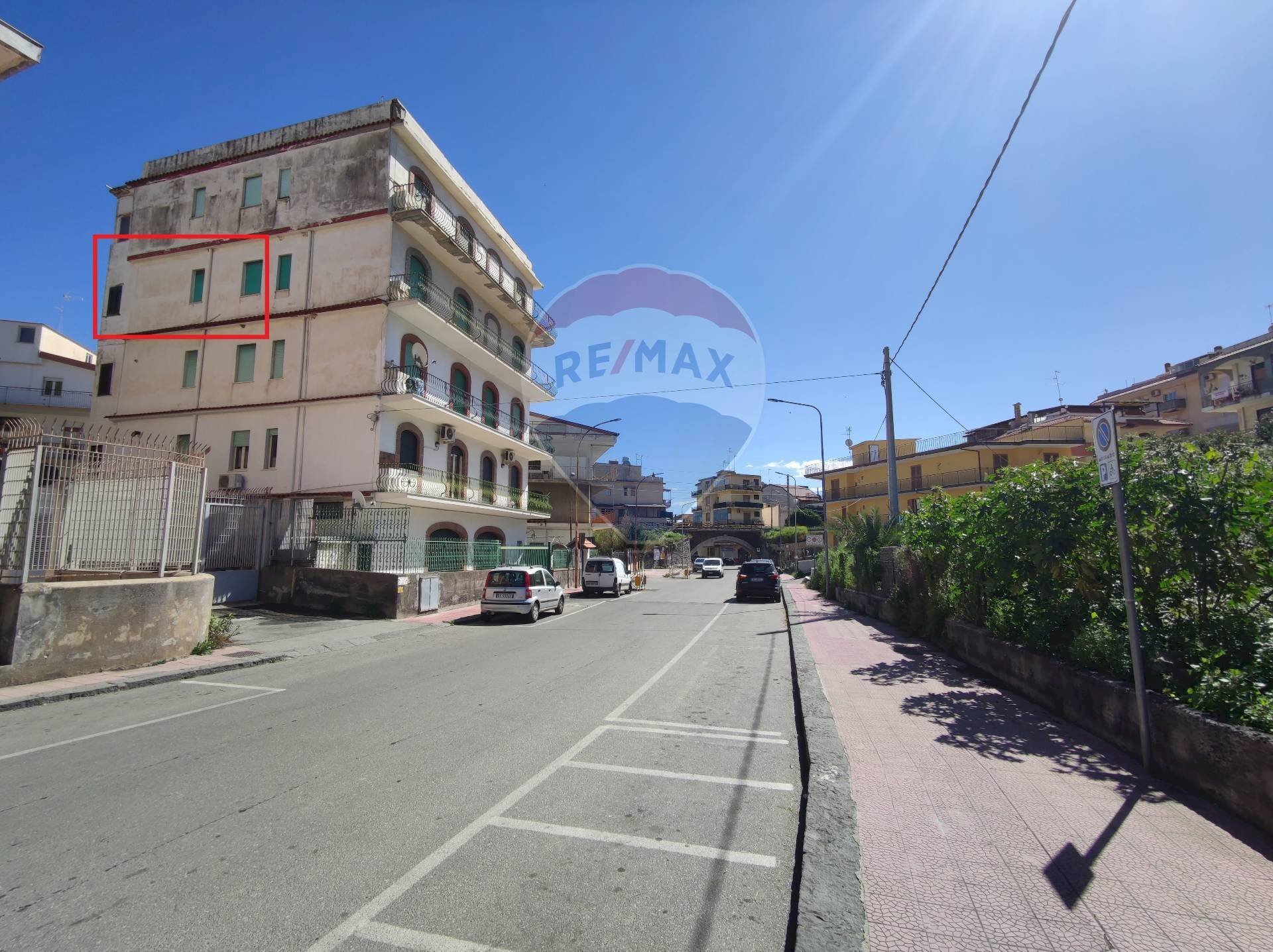 Edificio all\'aperto - Trilocale Via Marsala
 
8, Giardini-Naxos - foto 3