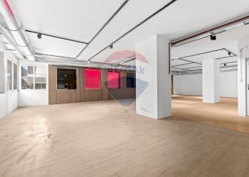 Parcheggio - Ufficio Piazza Santa Francesca Romana
 
3, Milano - foto 7