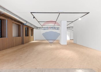 Parcheggio - Ufficio Piazza Santa Francesca Romana
 
3, Milano - foto 12