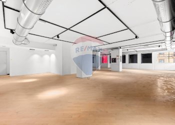 Parcheggio - Ufficio Piazza Santa Francesca Romana
 
3, Milano - foto 14