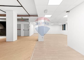 Non correlato - Ufficio Piazza Santa Francesca Romana
 
3, Milano - foto 16