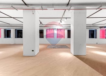 Stanza vuota - Ufficio Piazza Santa Francesca Romana
 
3, Milano - foto 20