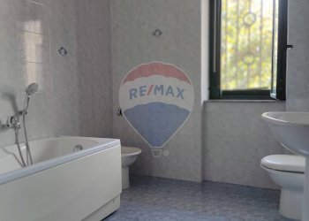 Bagno - Appartamento Via Musone
 
1, Casapulla - foto 50