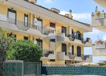 Edificio all\'aperto - Appartamento Via Musone
 
1, Casapulla - foto 1