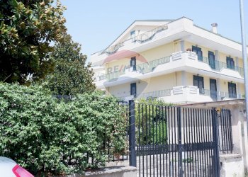 Edificio all\'aperto - Appartamento Via Musone
 
1, Casapulla - foto 2