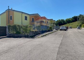 Edificio all\'aperto - Terreno edificabile Ippolito Nievo, Osimo - foto 9