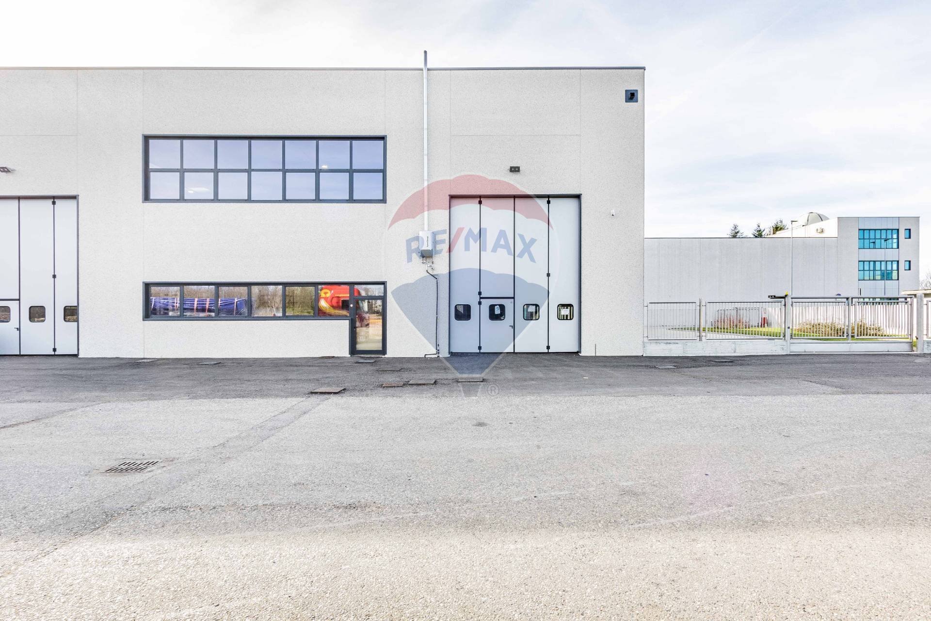 Edificio all\'aperto - Capannone Via Toscanini
 
8, Magnago - foto 3