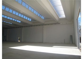 Stanza vuota - Capannone Via Toscanini
 
8, Magnago - foto 7