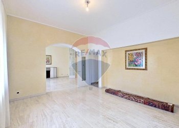 Stanza vuota - Trilocale Via Petrella
 
6, Busto Arsizio - foto 26