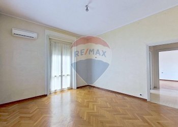 Stanza vuota - Trilocale Via Petrella
 
6, Busto Arsizio - foto 17