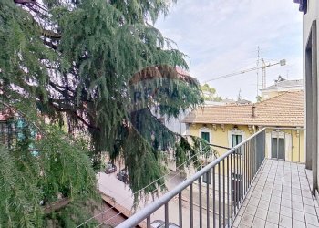 Balcone - Trilocale Via Petrella
 
6, Busto Arsizio - foto 42