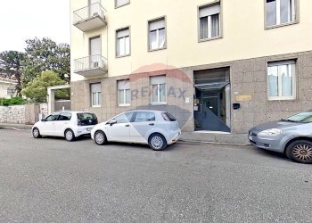 Edificio all\'aperto - Trilocale Via Petrella
 
6, Busto Arsizio - foto 50