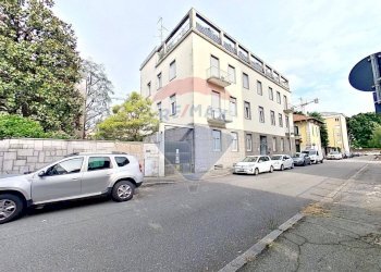 Edificio all\'aperto - Trilocale Via Petrella
 
6, Busto Arsizio - foto 52