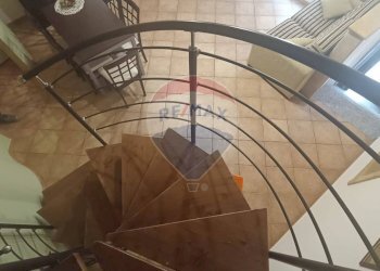 Scale - Casa indipendente via melfi
 
33, Chiaramonte Gulfi - foto 7