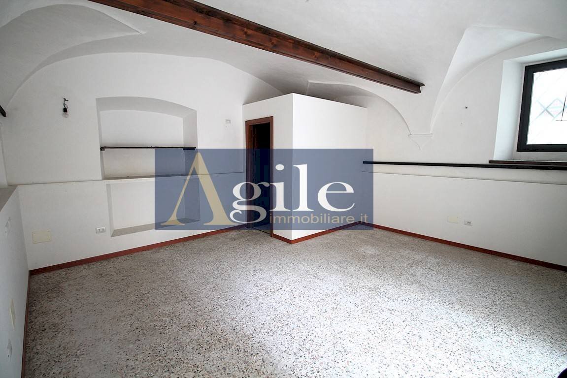 Foto 1 - Commercial Premises CORSO MAZZINI, Ascoli Piceno - photo 1