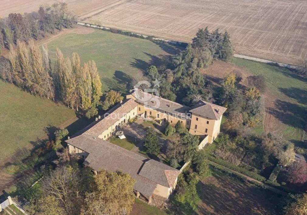 Foto 1 - Castle via Pavia
 
10, Vellezzo Bellini - photo 1