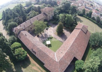 Foto 3 - Castello via Pavia
 
10, Vellezzo Bellini - foto 3