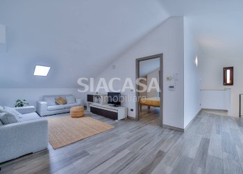 Foto 40 - Villa Via Belvedere
 
39, Bernareggio - foto 40