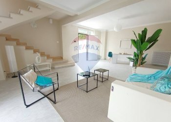 Soggiorno - Semi-detached house via di collinet
69, Livorno - photo 6