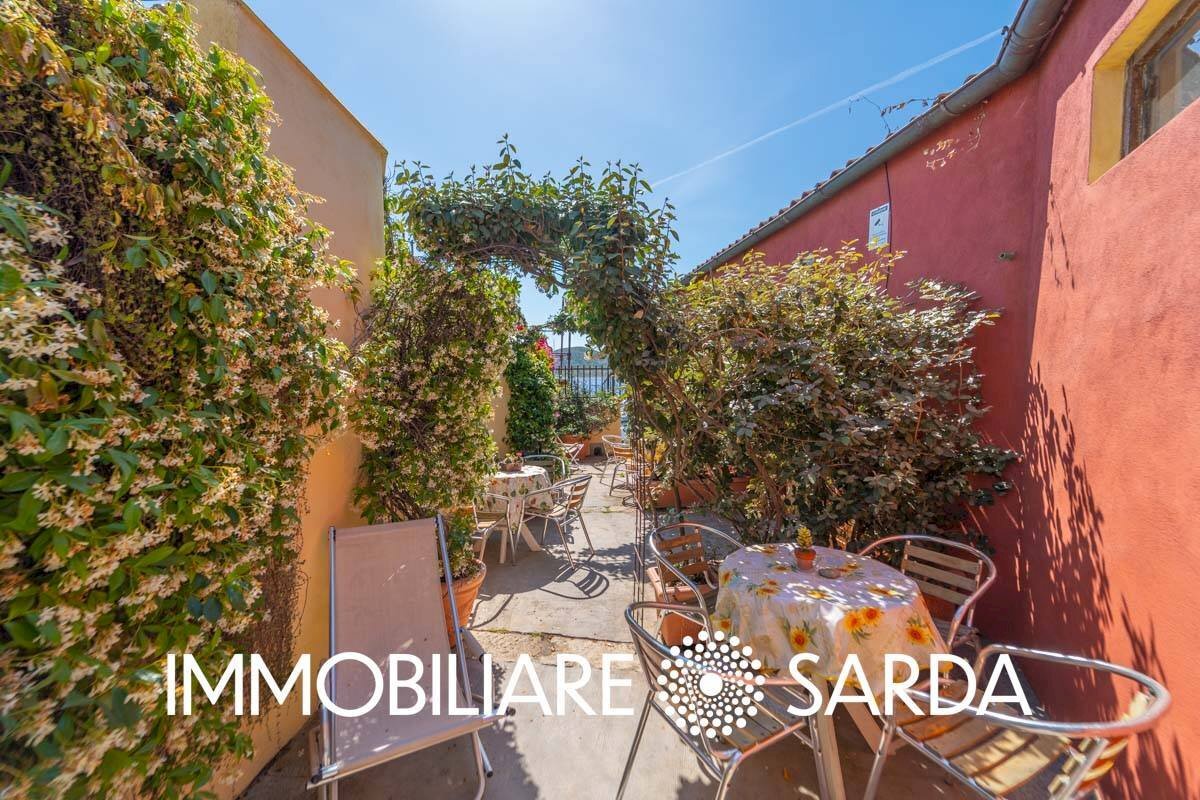 Foto 3 - Villa a Schiera Via giulio cesare
 
14, La Maddalena - foto 3