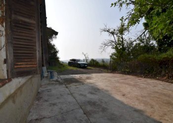 Cortile interno - Rustico via Sant'Antonio, Montaldo Scarampi - foto 20